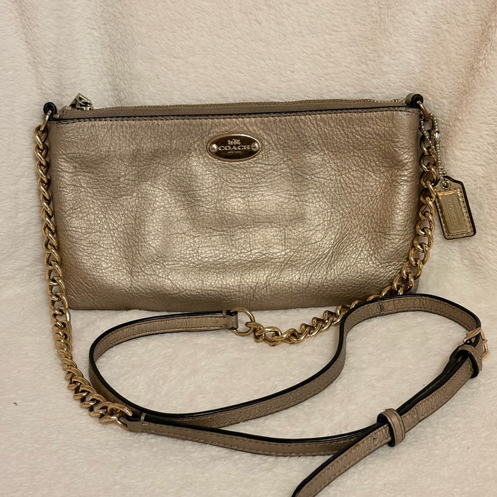 Coach Quinn Gold Crossbody Bag with Chain Strap. F52709